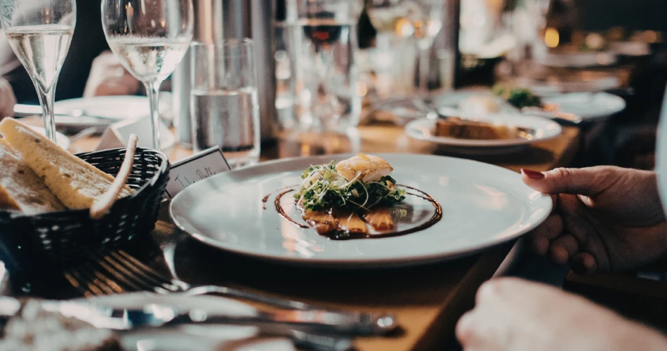 Must-Try Food in Glendale: Best Restaurants & Cafés